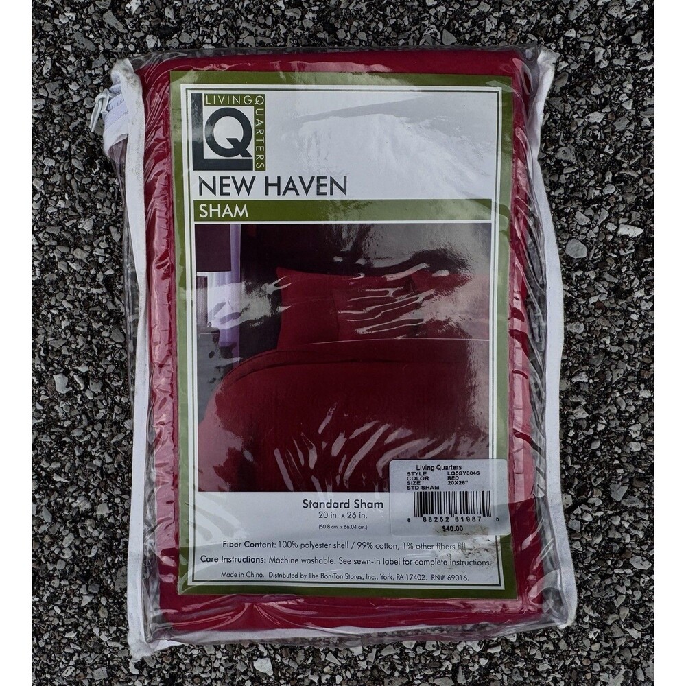 Living Quarters Pillow Sham Standard NIP Red 20x26 in NEW Haven